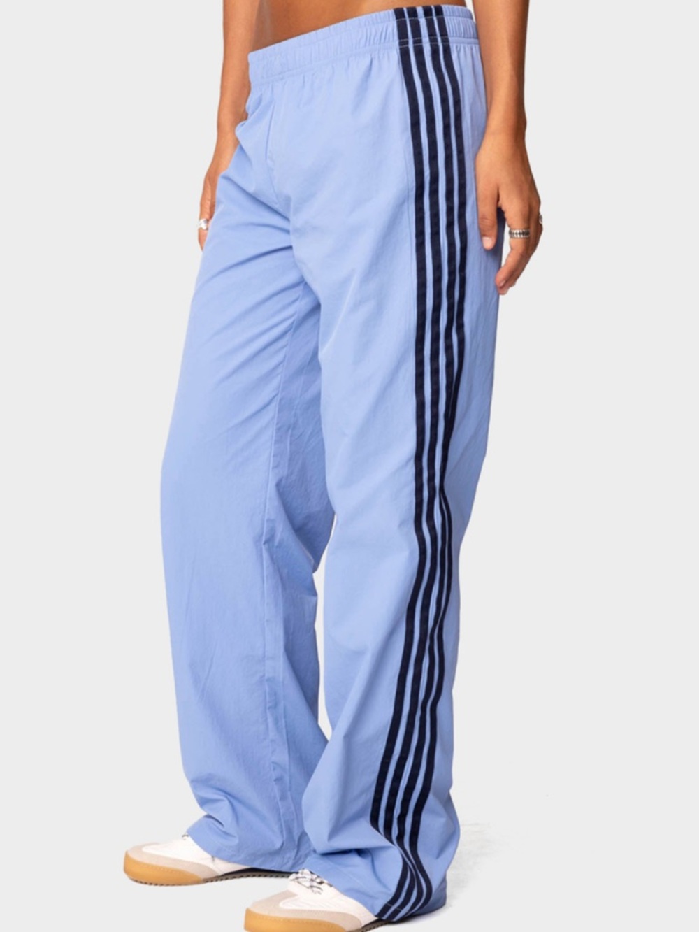 💙🩵 Edikted Nikki Nylon Pants - Size Medium